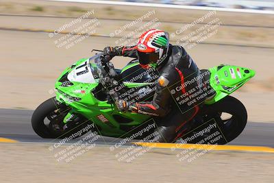 media/Oct-08-2022-SoCal Trackdays (Sat) [[1fc3beec89]]/Turn 9 Inside (10am)/